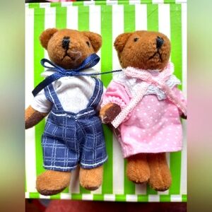 Mini stuffed bears